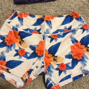 Born primitive shorts